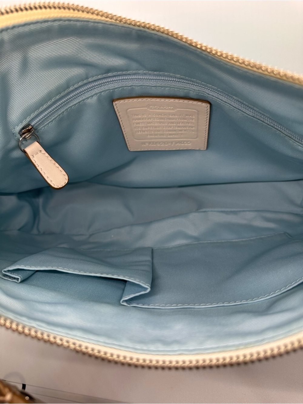 Coach Horse & Carriage Y2K shoulder Bag with Cream Trim with dust bag - Picture 11 of 15